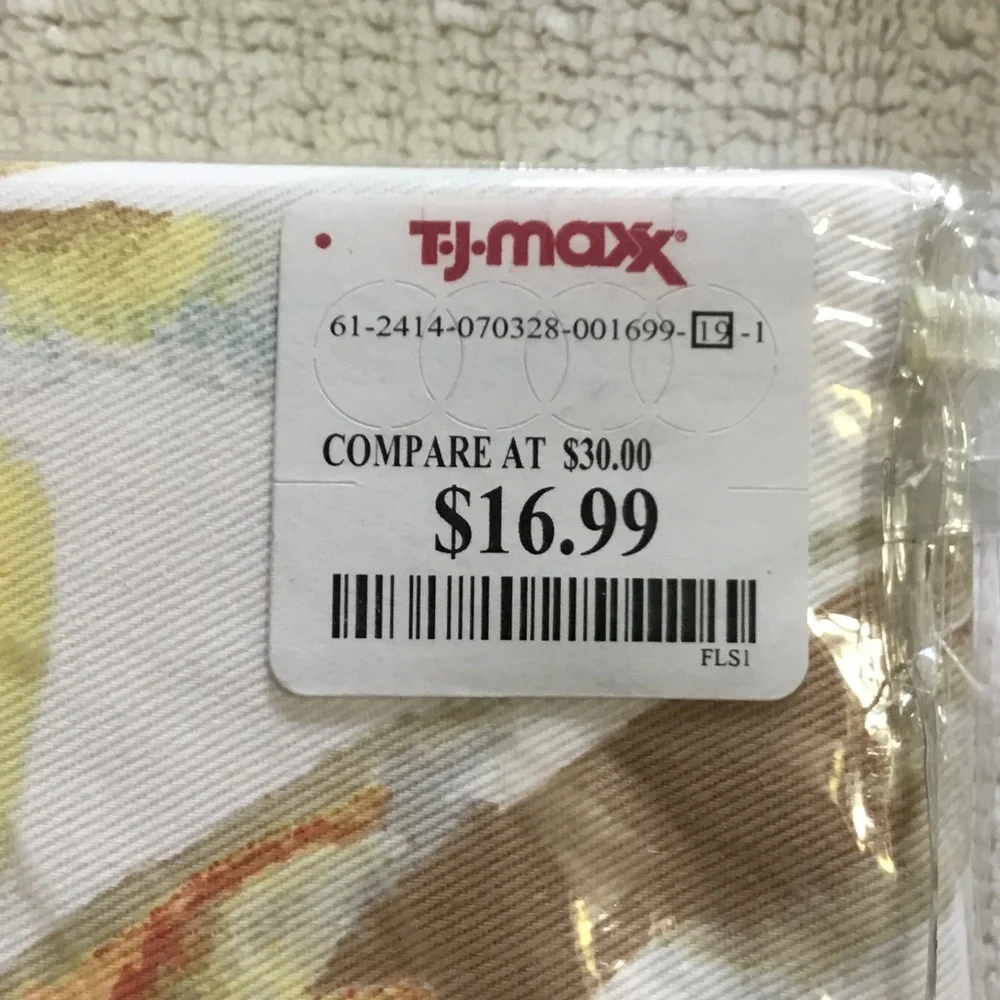 NWT Tahari Home Yellow and Orange Floral Shower Curtain - Picture 4 of 4